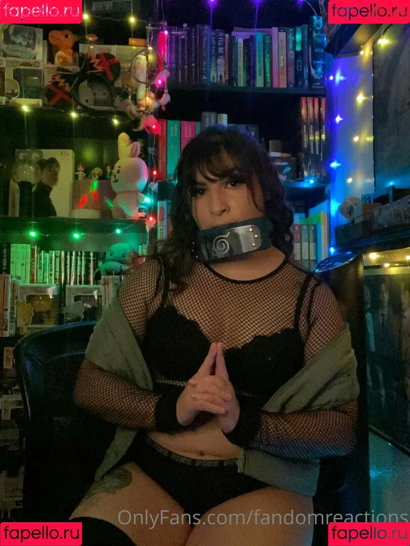 FandomReactions / fandomreactgirls Onlyfans Photo Gallery 