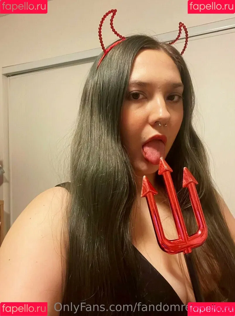FandomReactions / fandomreactgirls Onlyfans Photo Gallery 