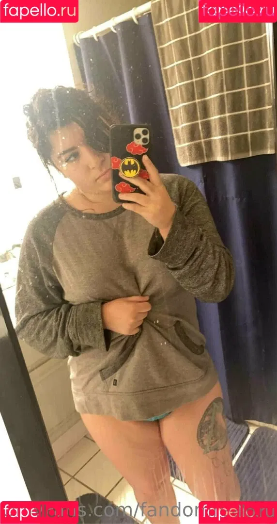 FandomReactions / fandomreactgirls Onlyfans Photo Gallery 