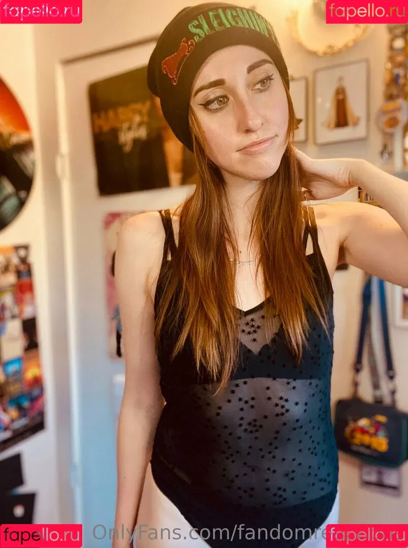 FandomReactions / fandomreactgirls Onlyfans Photo Gallery 