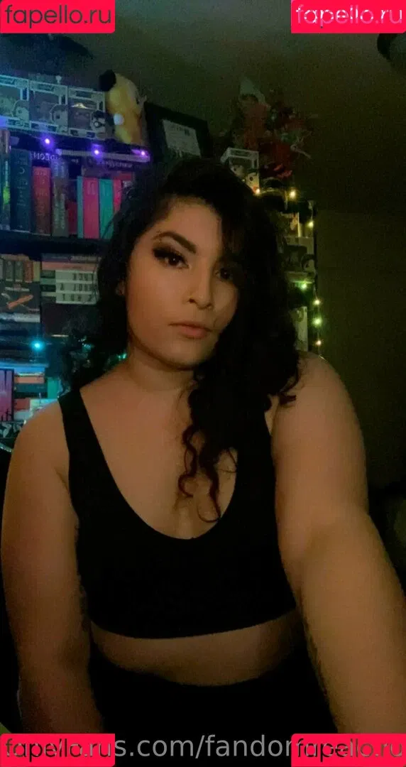 FandomReactions / fandomreactgirls Onlyfans Photo Gallery 