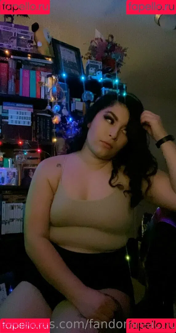 FandomReactions / fandomreactgirls Onlyfans Photo Gallery 