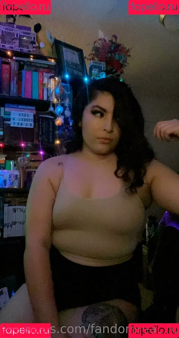 FandomReactions / fandomreactgirls Onlyfans Photo Gallery 