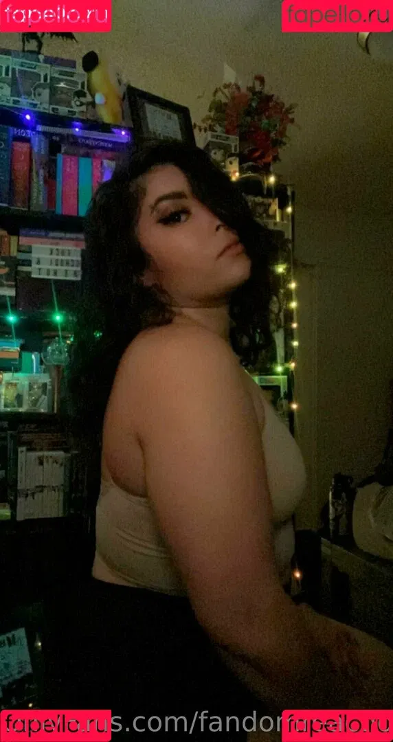 FandomReactions / fandomreactgirls Onlyfans Photo Gallery 