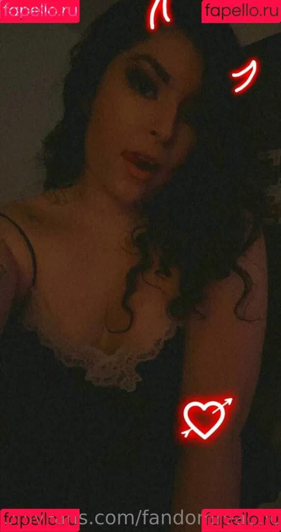 FandomReactions / fandomreactgirls Onlyfans Photo Gallery 