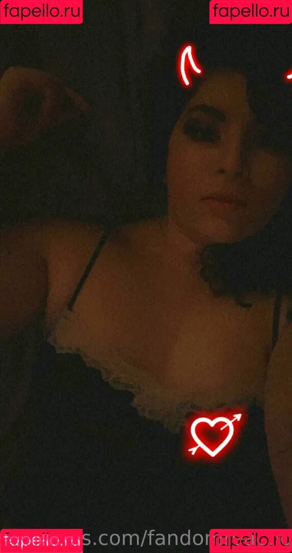 FandomReactions / fandomreactgirls Onlyfans Photo Gallery 
