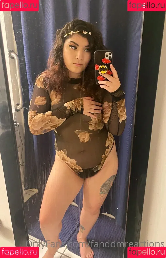FandomReactions / fandomreactgirls Onlyfans Photo Gallery 