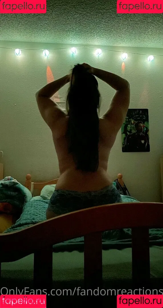 FandomReactions / fandomreactgirls Onlyfans Photo Gallery 
