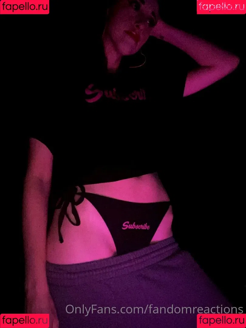 FandomReactions / fandomreactgirls Onlyfans Photo Gallery 