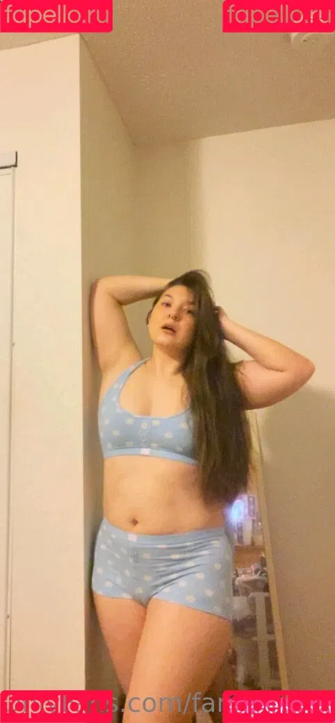 FandomReactions / fandomreactgirls Onlyfans Photo Gallery 