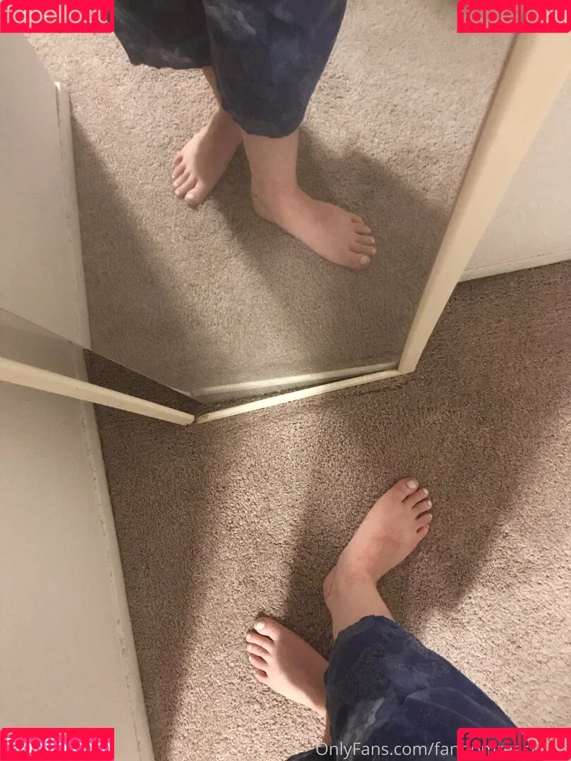 FandomReactions / fandomreactgirls Onlyfans Photo Gallery 