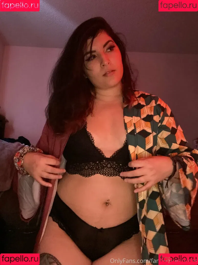 FandomReactions / fandomreactgirls Onlyfans Photo Gallery 