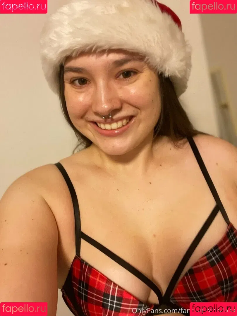 FandomReactions / fandomreactgirls Onlyfans Photo Gallery 