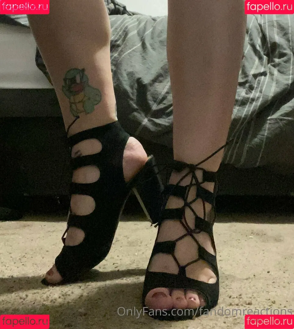 FandomReactions / fandomreactgirls Onlyfans Photo Gallery 