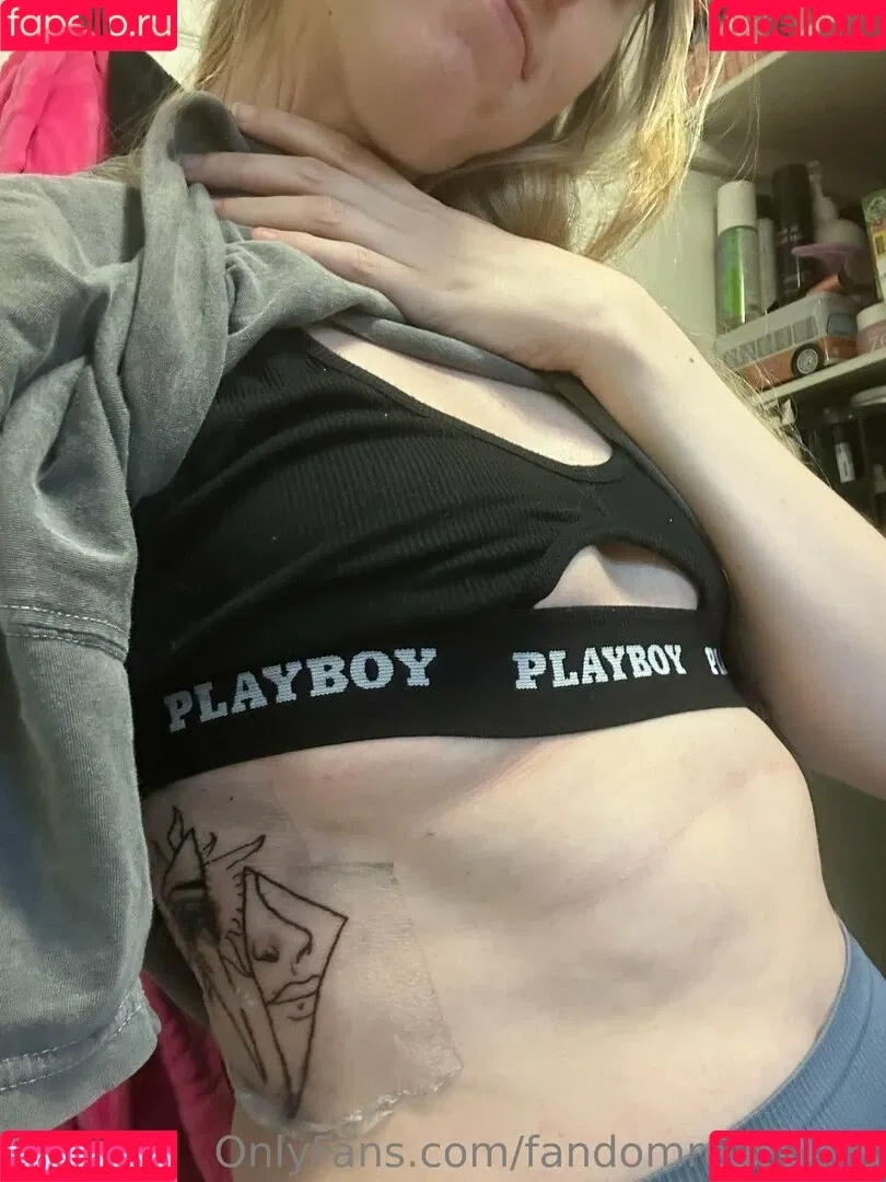 FandomReactions / fandomreactgirls Onlyfans Photo Gallery 