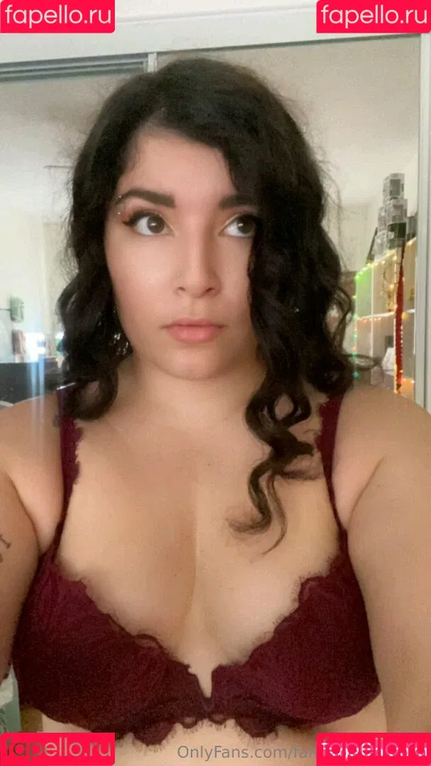 FandomReactions / fandomreactgirls Onlyfans Photo Gallery 