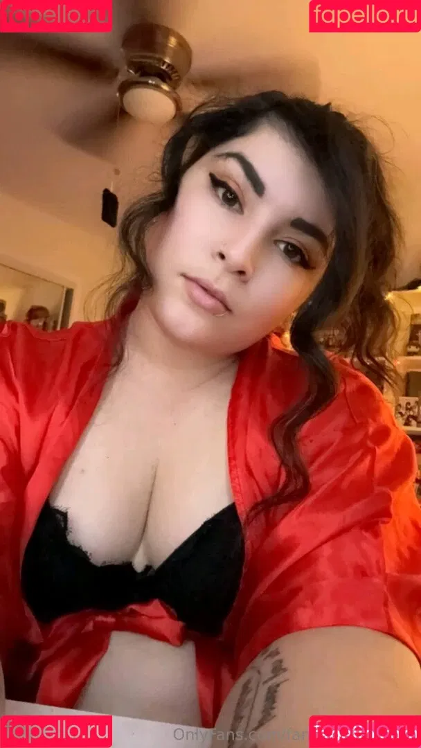 FandomReactions / fandomreactgirls Onlyfans Photo Gallery 