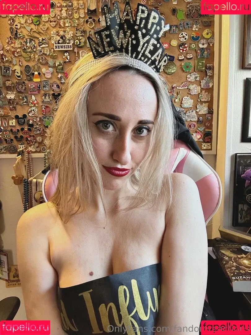 FandomReactions / fandomreactgirls Onlyfans Photo Gallery 