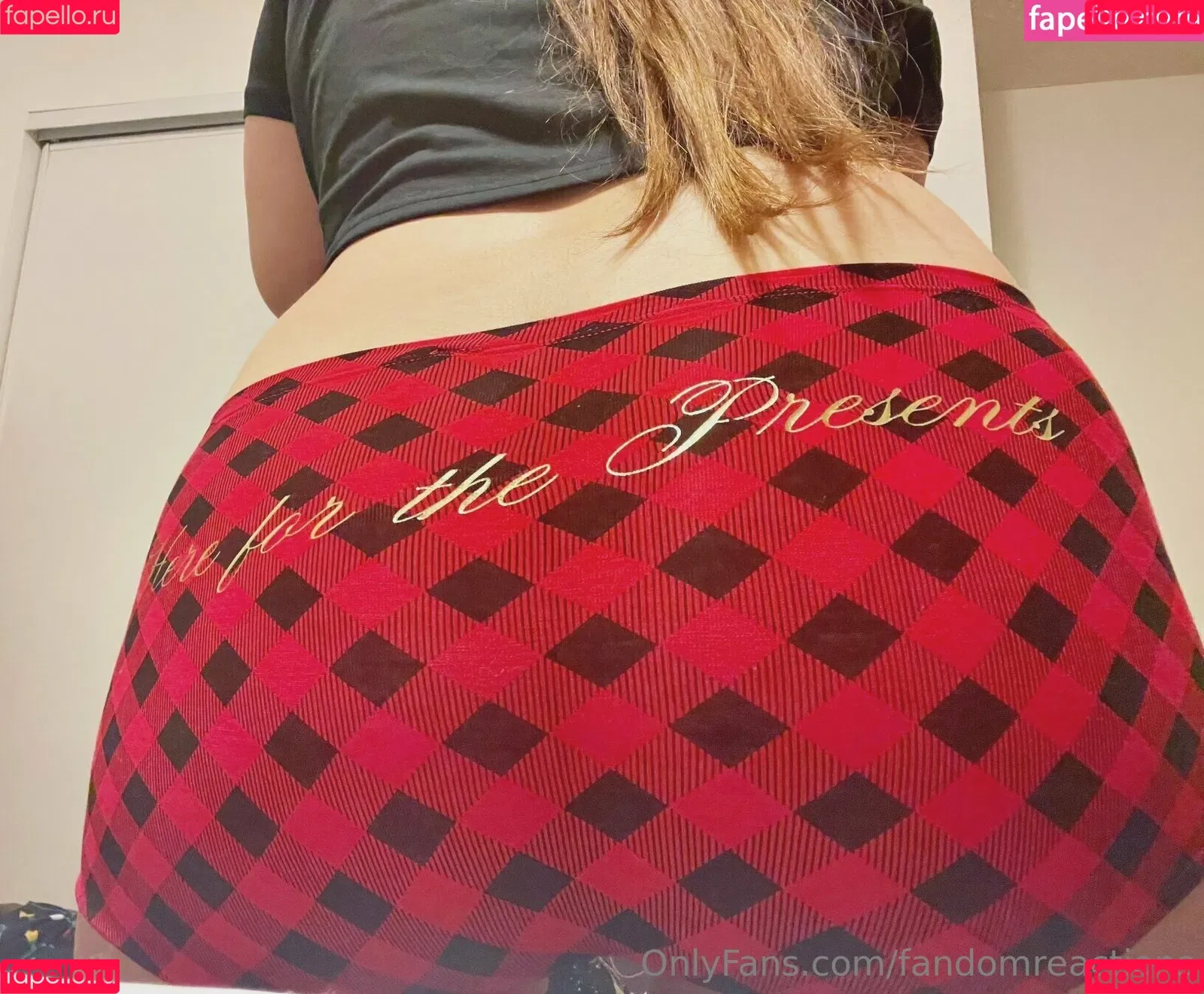 FandomReactions / fandomreactgirls Onlyfans Photo Gallery 