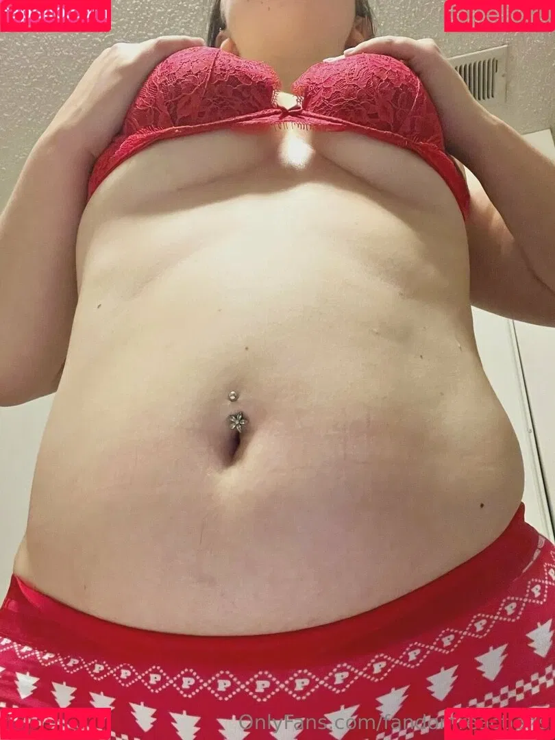 FandomReactions / fandomreactgirls Onlyfans Photo Gallery 