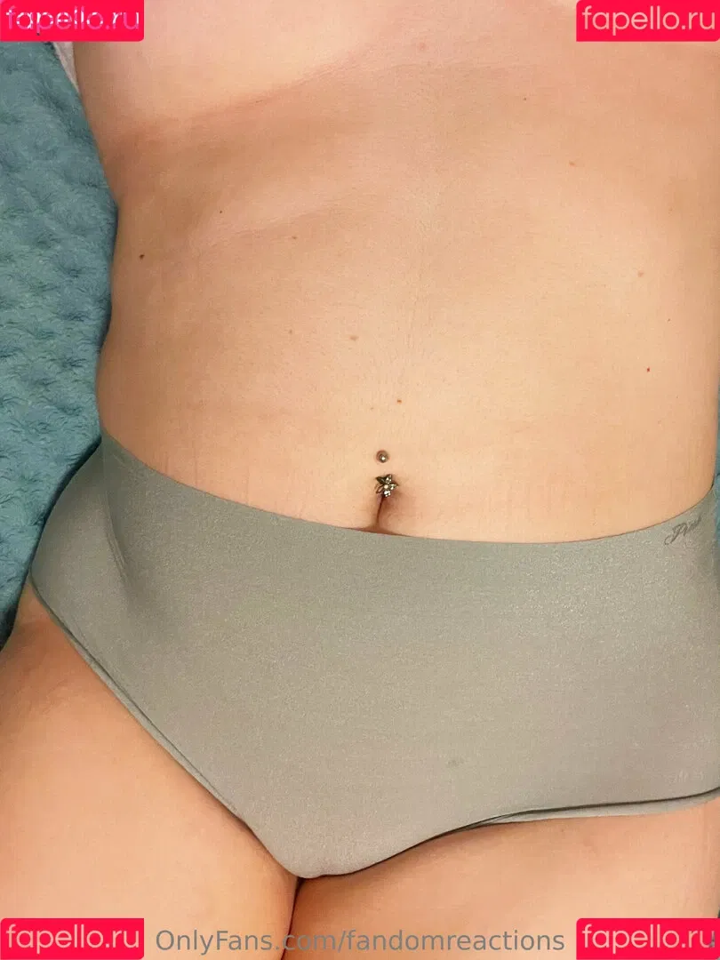FandomReactions / fandomreactgirls Onlyfans Photo Gallery 