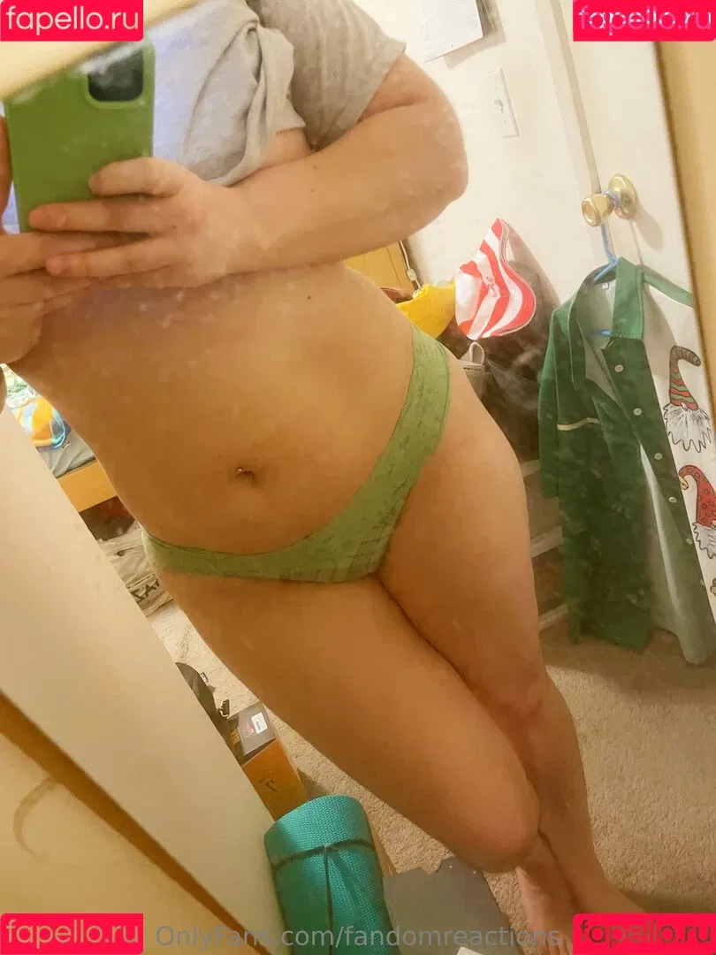 FandomReactions / fandomreactgirls Onlyfans Photo Gallery 