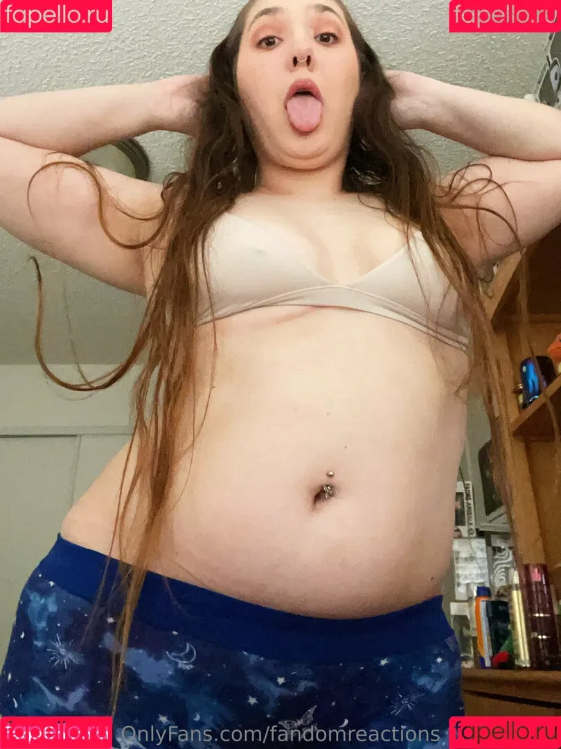 FandomReactions / fandomreactgirls Onlyfans Photo Gallery 