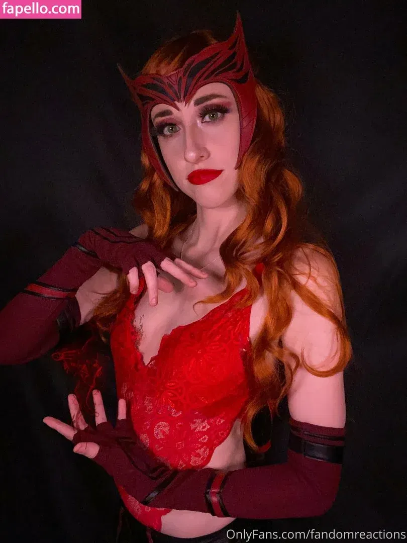 FandomReactions / fandomreactgirls Onlyfans Photo Gallery 