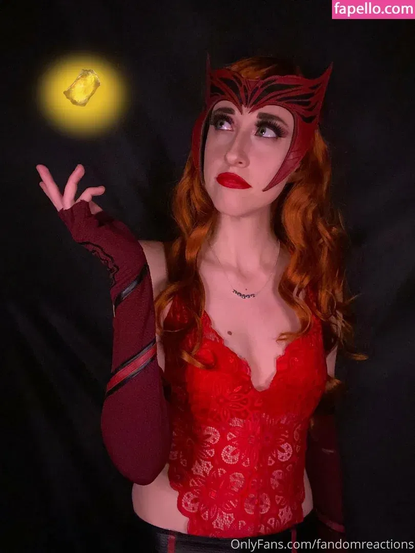 FandomReactions / fandomreactgirls Onlyfans Photo Gallery 