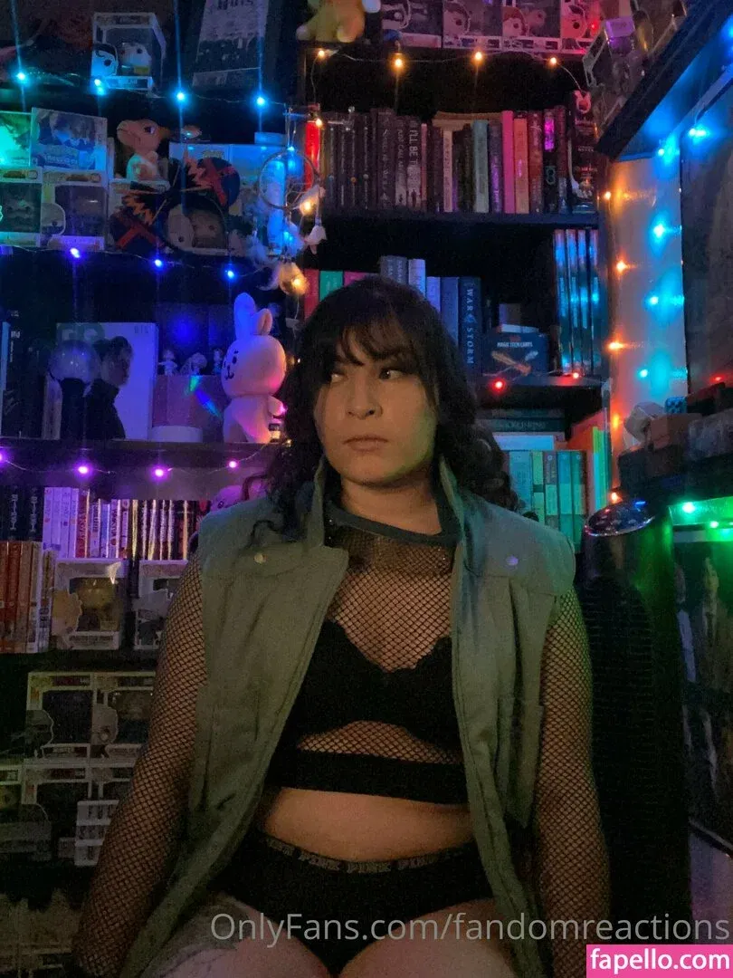 FandomReactions / fandomreactgirls Onlyfans Photo Gallery 