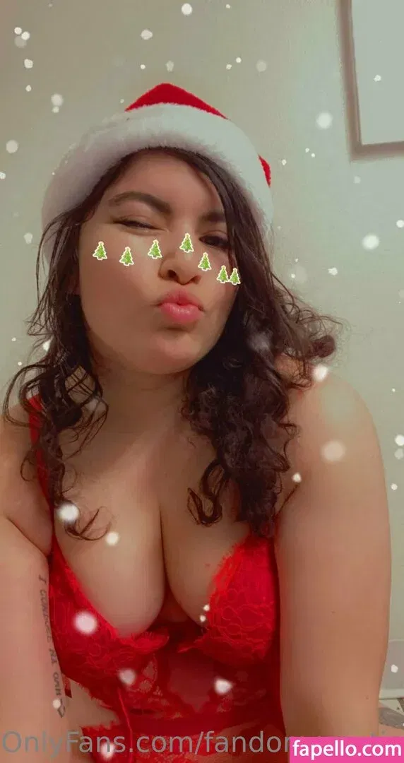 FandomReactions / fandomreactgirls Onlyfans Photo Gallery 