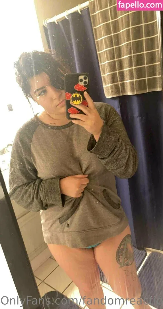 FandomReactions / fandomreactgirls Onlyfans Photo Gallery 