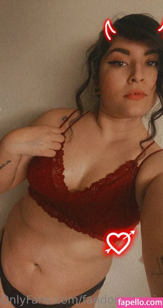 FandomReactions / fandomreactgirls Onlyfans Photo Gallery 