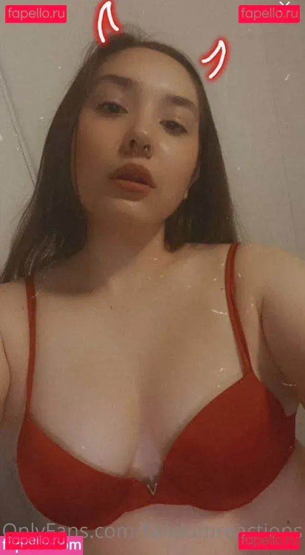 FandomReactions / fandomreactgirls Onlyfans Photo Gallery 