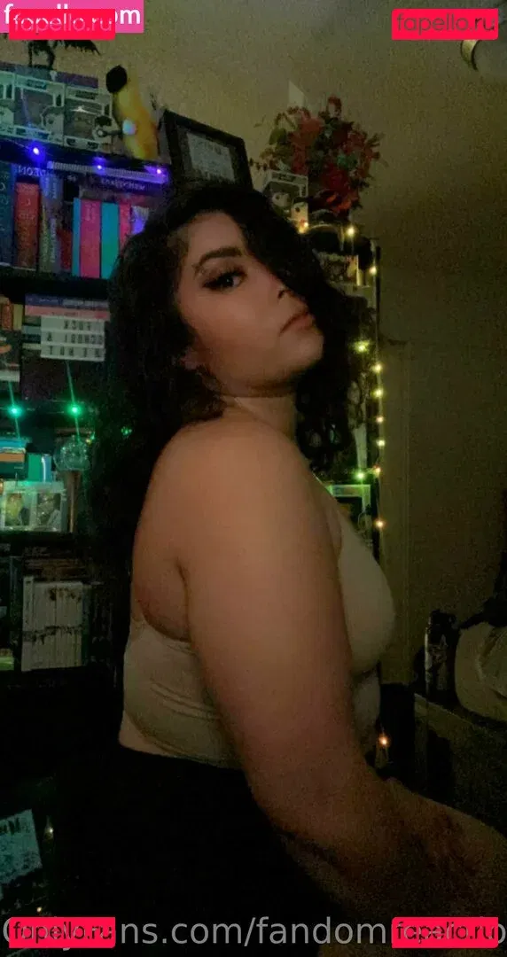 FandomReactions / fandomreactgirls Onlyfans Photo Gallery 