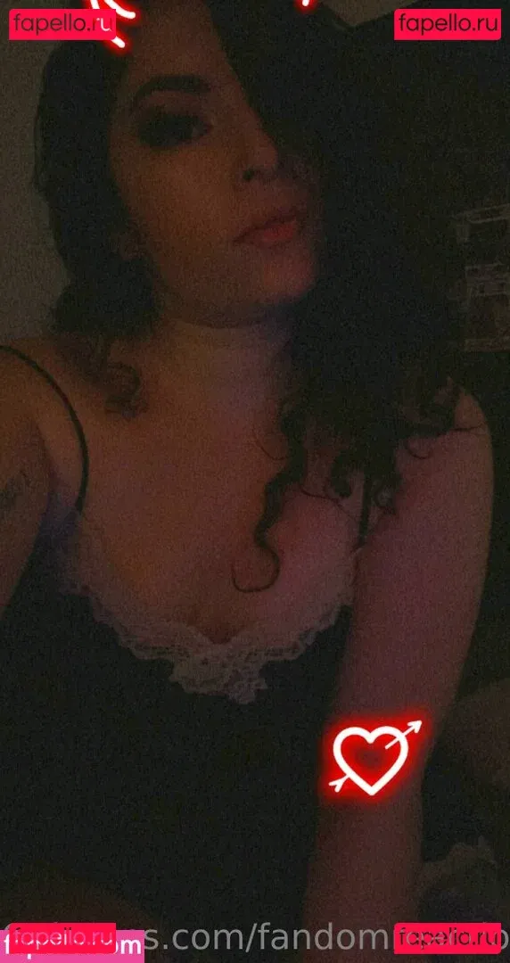 FandomReactions / fandomreactgirls Onlyfans Photo Gallery 