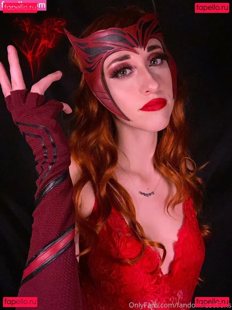 FandomReactions / fandomreactgirls Onlyfans Photo Gallery 