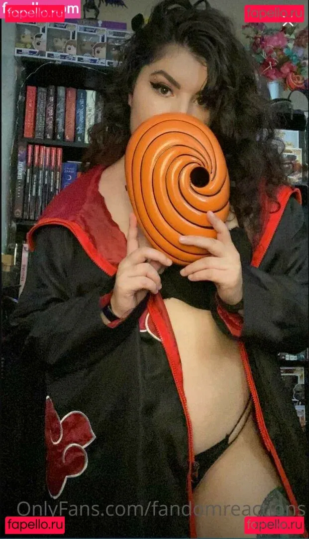 FandomReactions / fandomreactgirls Onlyfans Photo Gallery 