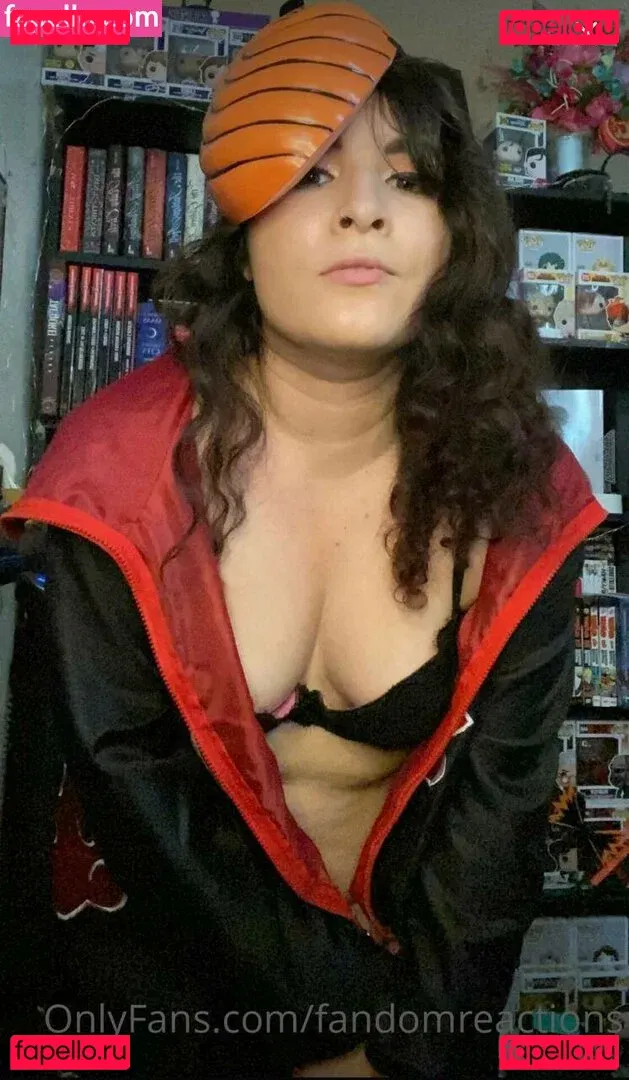 FandomReactions / fandomreactgirls Onlyfans Photo Gallery 