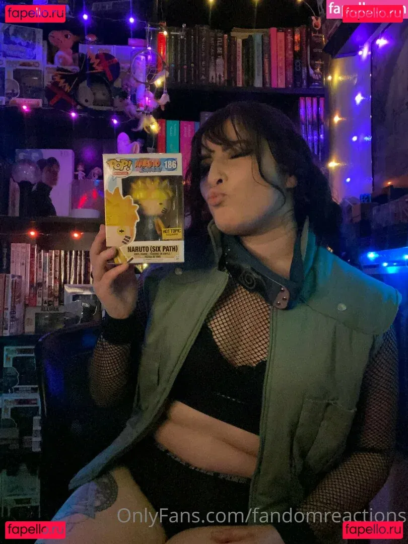 FandomReactions / fandomreactgirls Onlyfans Photo Gallery 