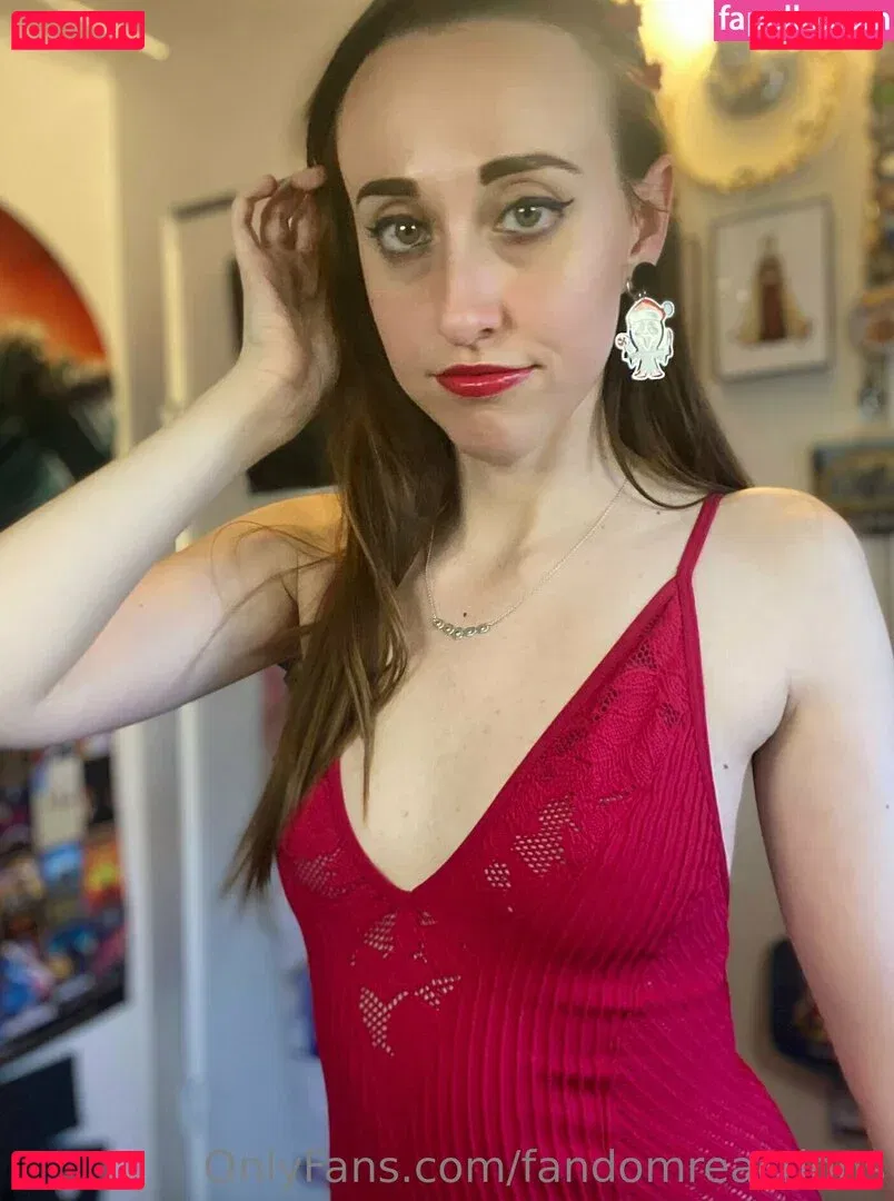 FandomReactions / fandomreactgirls Onlyfans Photo Gallery 