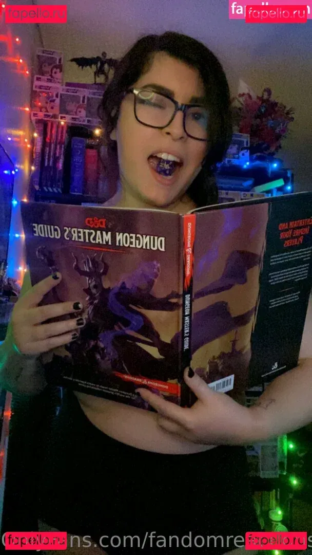 FandomReactions / fandomreactgirls Onlyfans Photo Gallery 