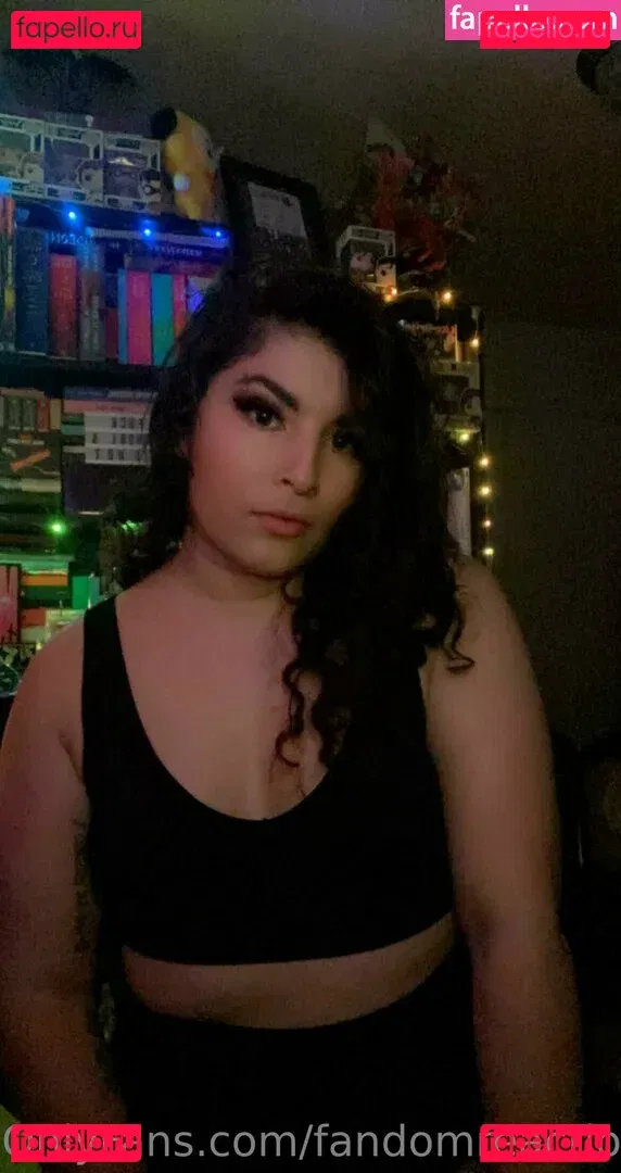 FandomReactions / fandomreactgirls Onlyfans Photo Gallery 