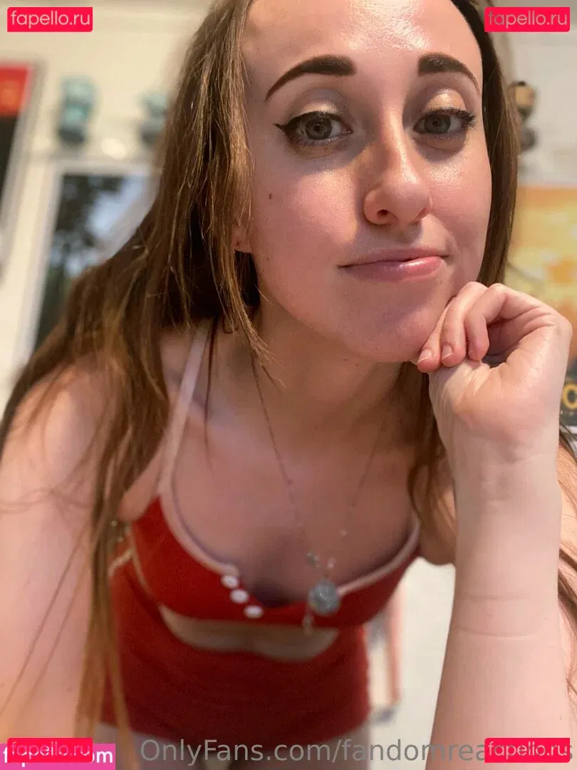 FandomReactions / fandomreactgirls Onlyfans Photo Gallery 