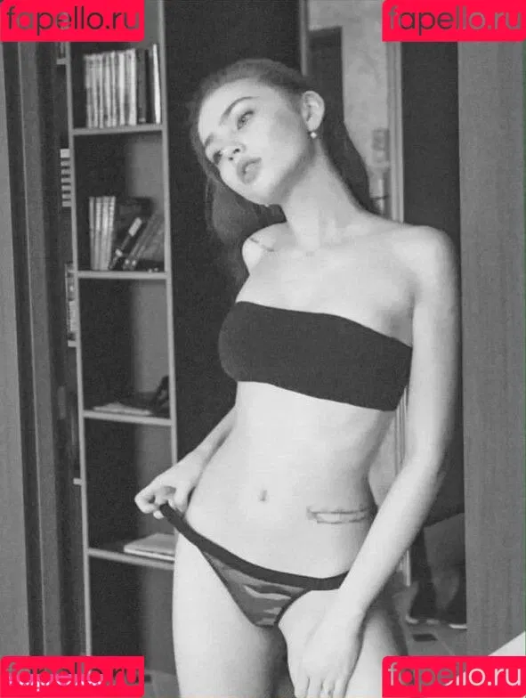 Renata Ri / renata_ri / ri.www / riwww Onlyfans Photo Gallery 