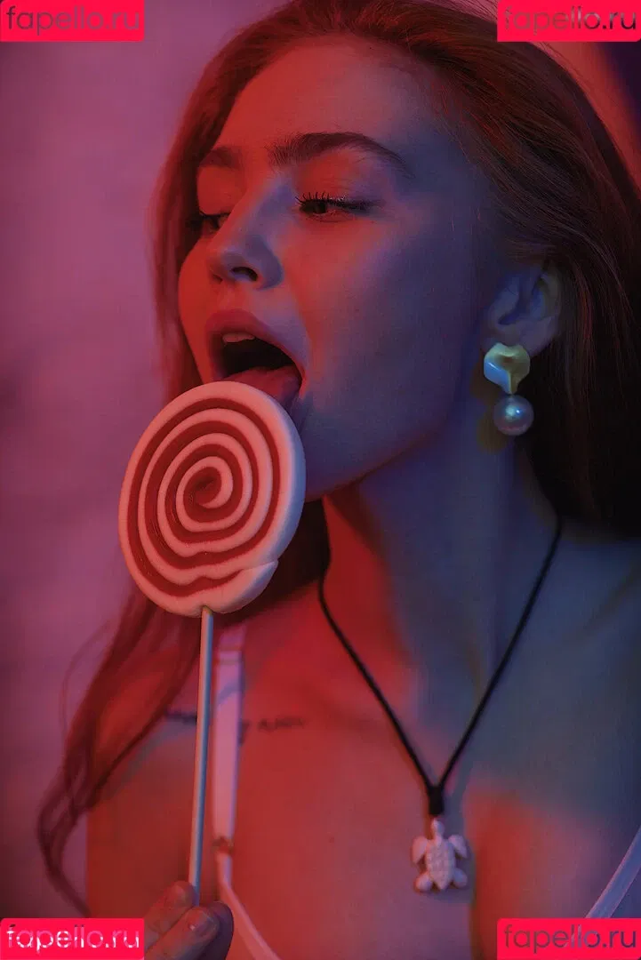 Renata Ri / renata_ri / ri.www / riwww Onlyfans Photo Gallery 