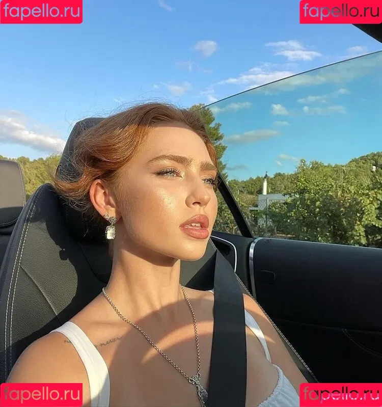 Renata Ri / renata_ri / ri.www / riwww Onlyfans Photo Gallery 