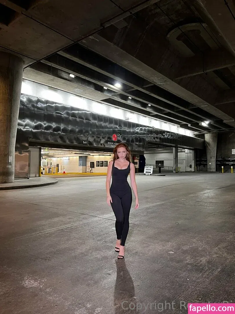 Renata Ri / renata_ri / ri.www / riwww Onlyfans Photo Gallery 