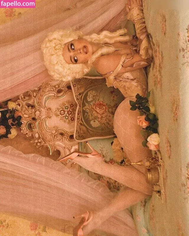 Renata Ri / renata_ri / ri.www / riwww Onlyfans Photo Gallery 