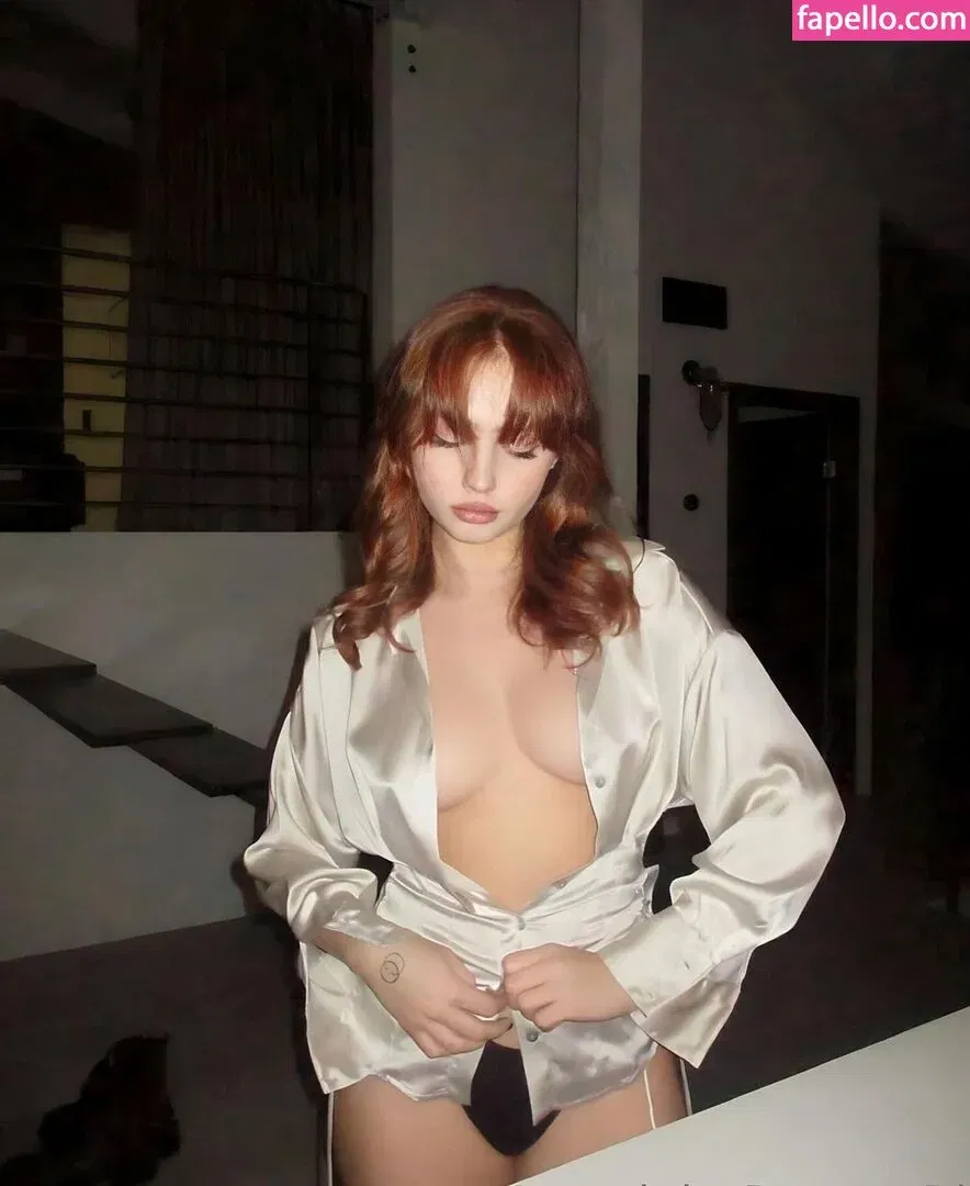 Renata Ri / renata_ri / ri.www / riwww Onlyfans Photo Gallery 